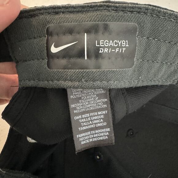 Nike Disney Parks Mickey Mouse Baseball Hat Womens OSFM Black Authentic Licensed - Picture 6 of 11